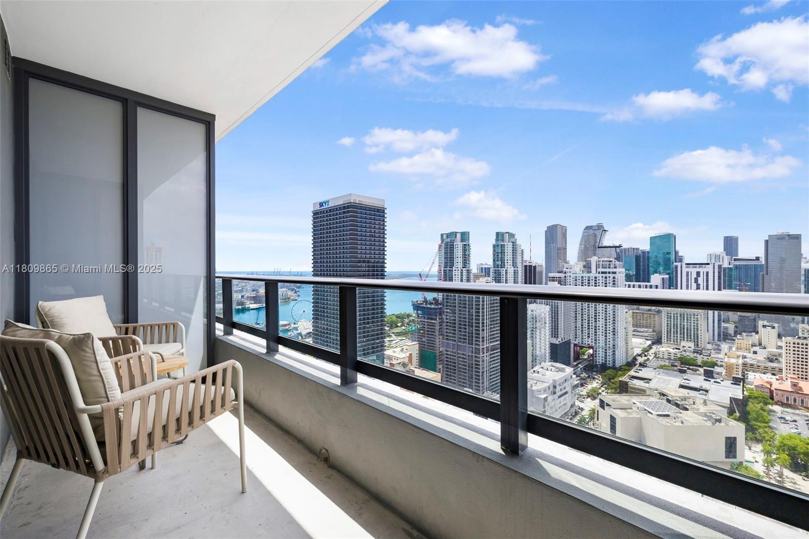 159 NE 6th St # 3610, Miami FL 33132