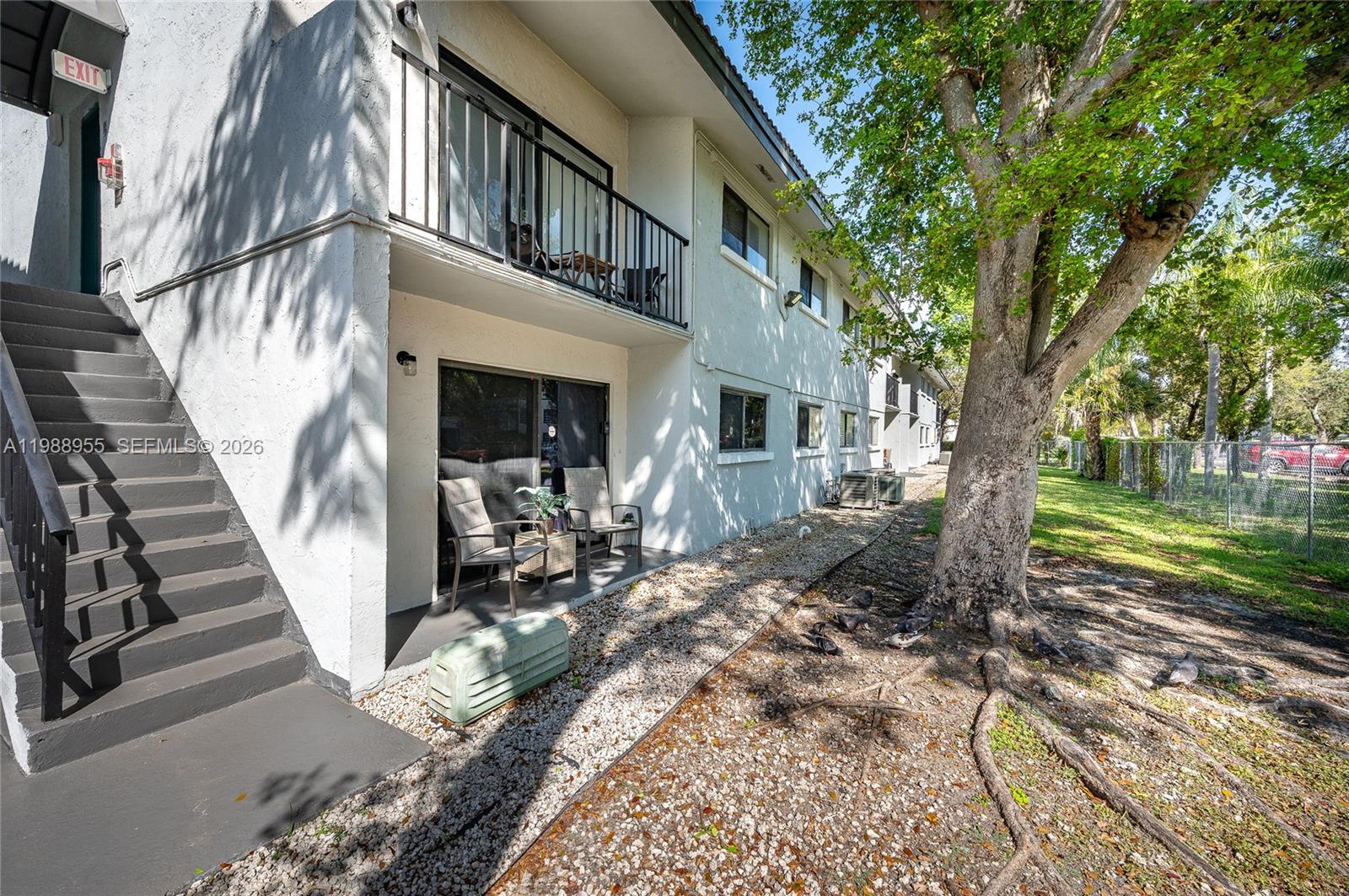 7095 NW 179th St # 110, Hialeah FL 33015