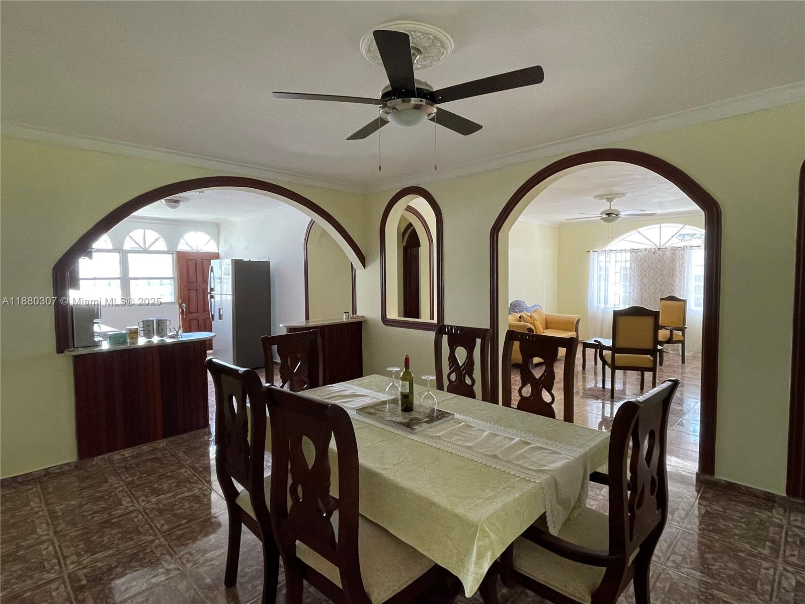 CARR #5 CASA#3, DR, DR — photo 2 of 18