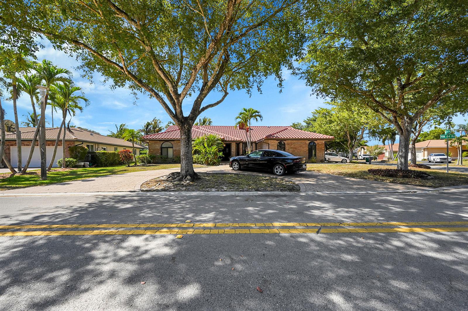 5172 NW 84th Road, Coral Springs FL 33067