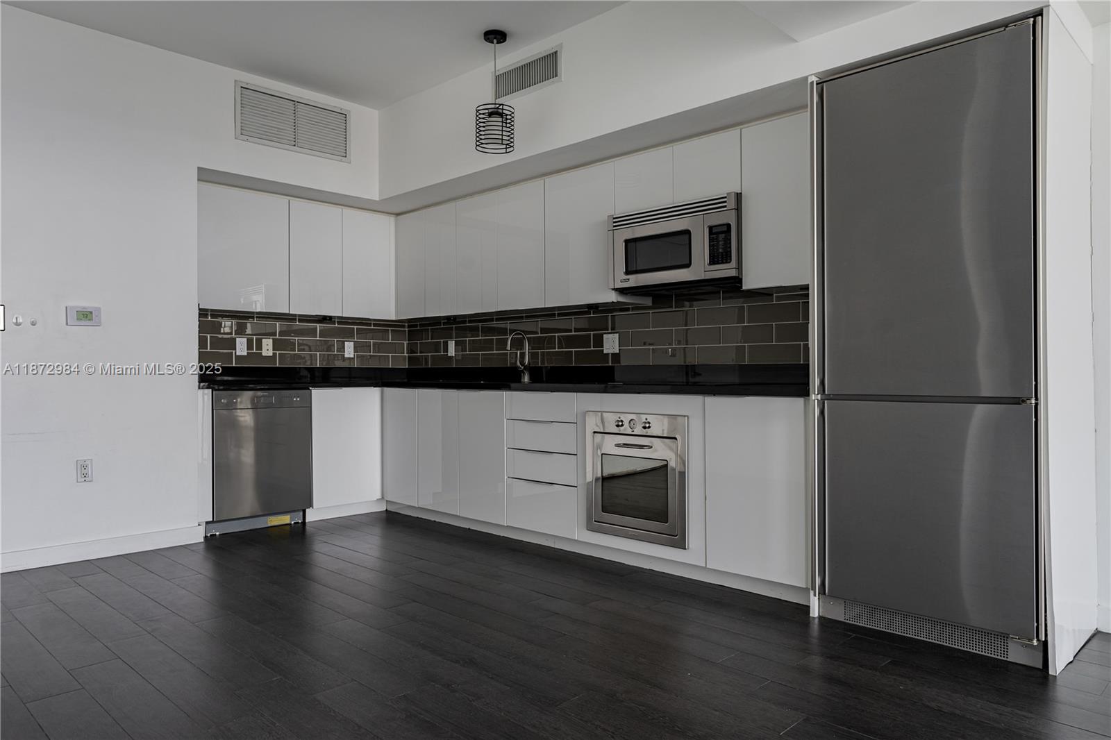 92 SW 3rd St # 4509, Miami FL 33130