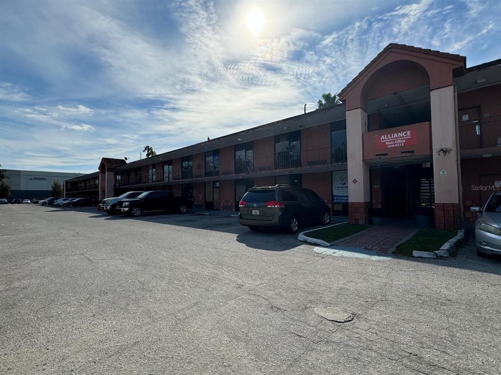 8421 S ORANGE BLOSSOM TRAIL UNIT 226