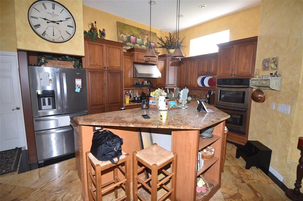 2107 89TH ST NW, BRADENTON, FL — photo 5 of 30