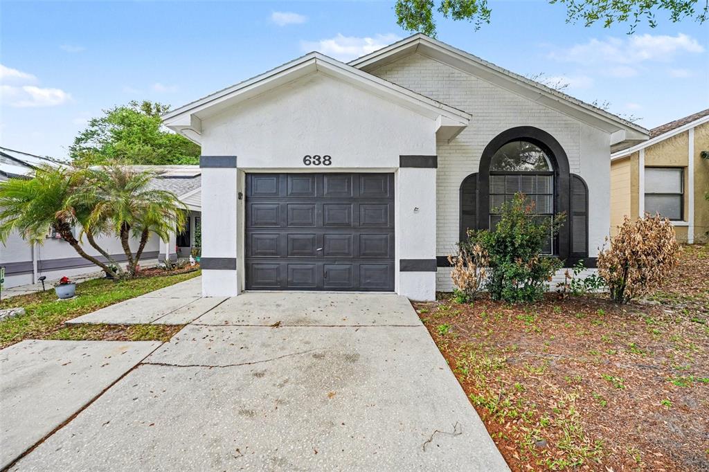 638 LAKE DEXTER CIRCLE