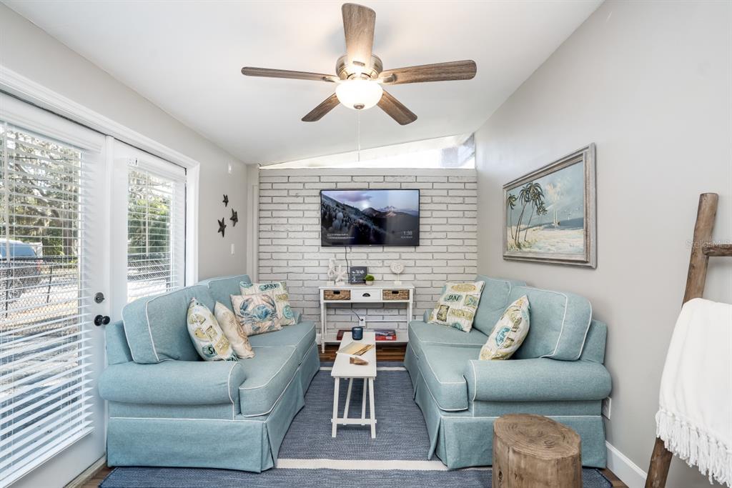 2213 WASON ROAD UNIT 1, SARASOTA, FL — photo 2 of 30