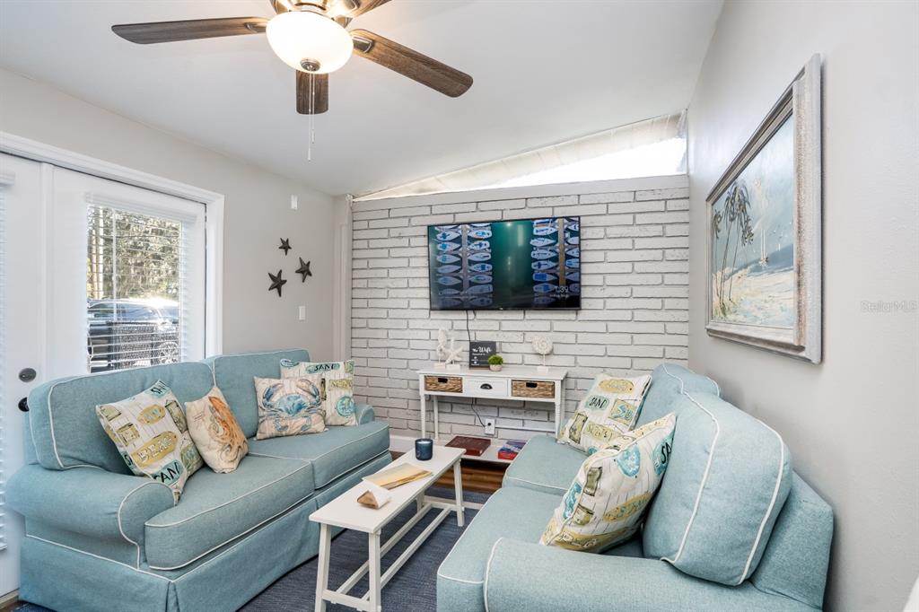 2213 WASON ROAD UNIT 1, SARASOTA, FL — photo 3 of 30