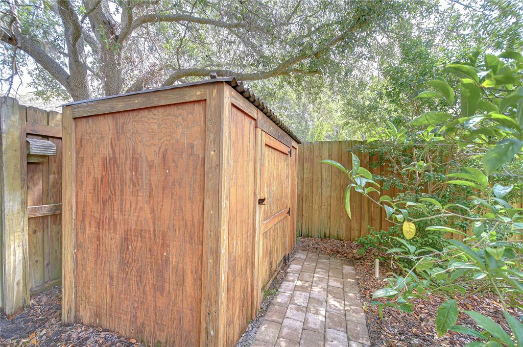 7107 COLONIAL LAKE DR, RIVERVIEW, FL — photo 4 of 30