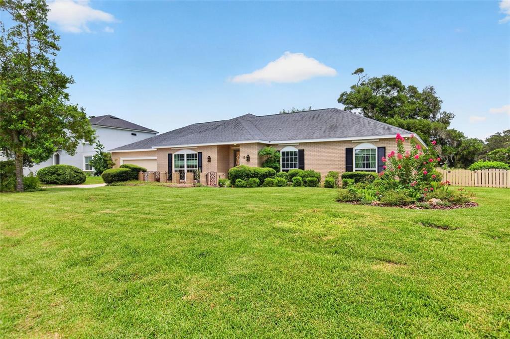 15 OAKMONT CIRCLE