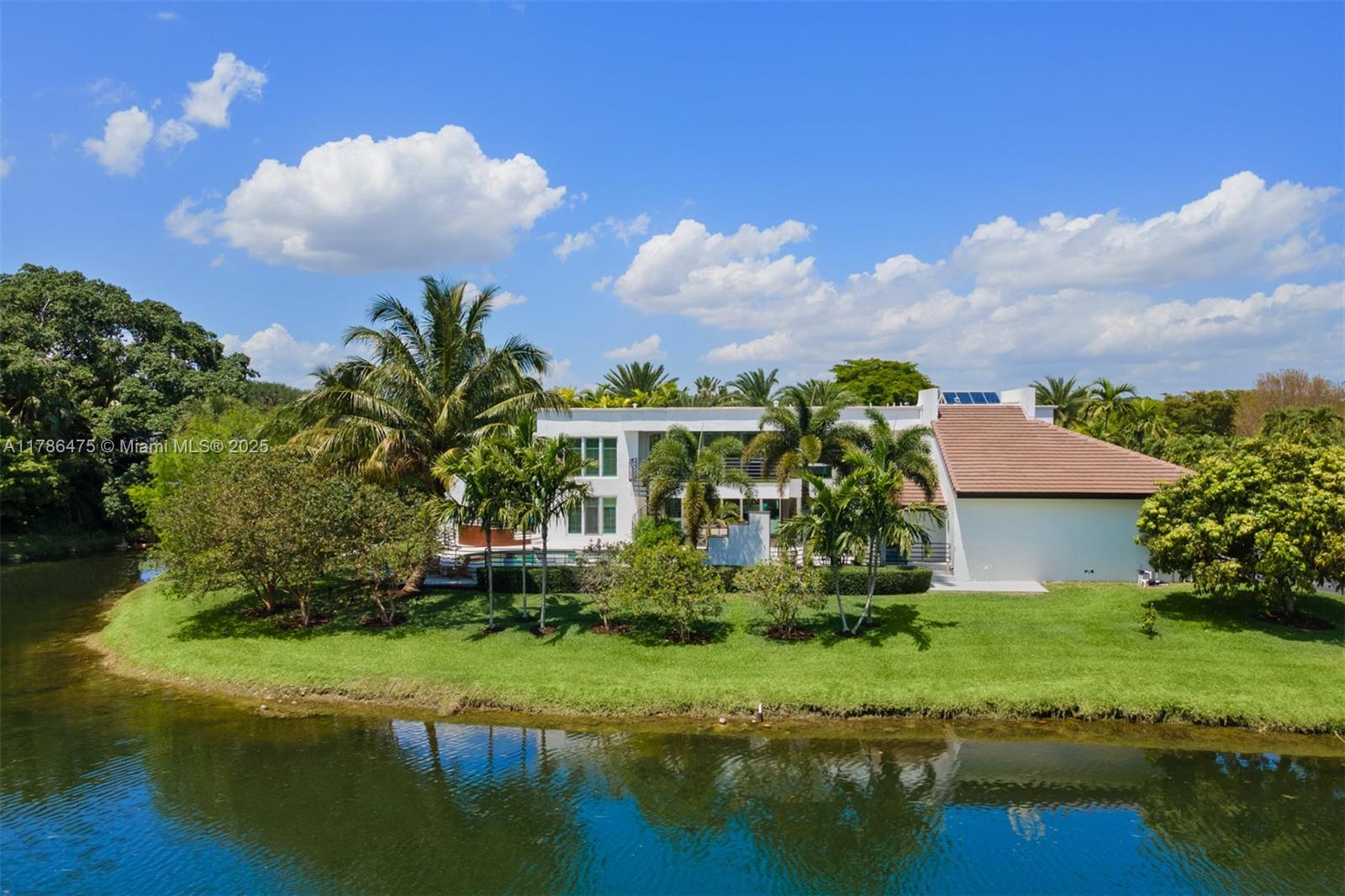 8820 SW 104th St, Miami FL 33176