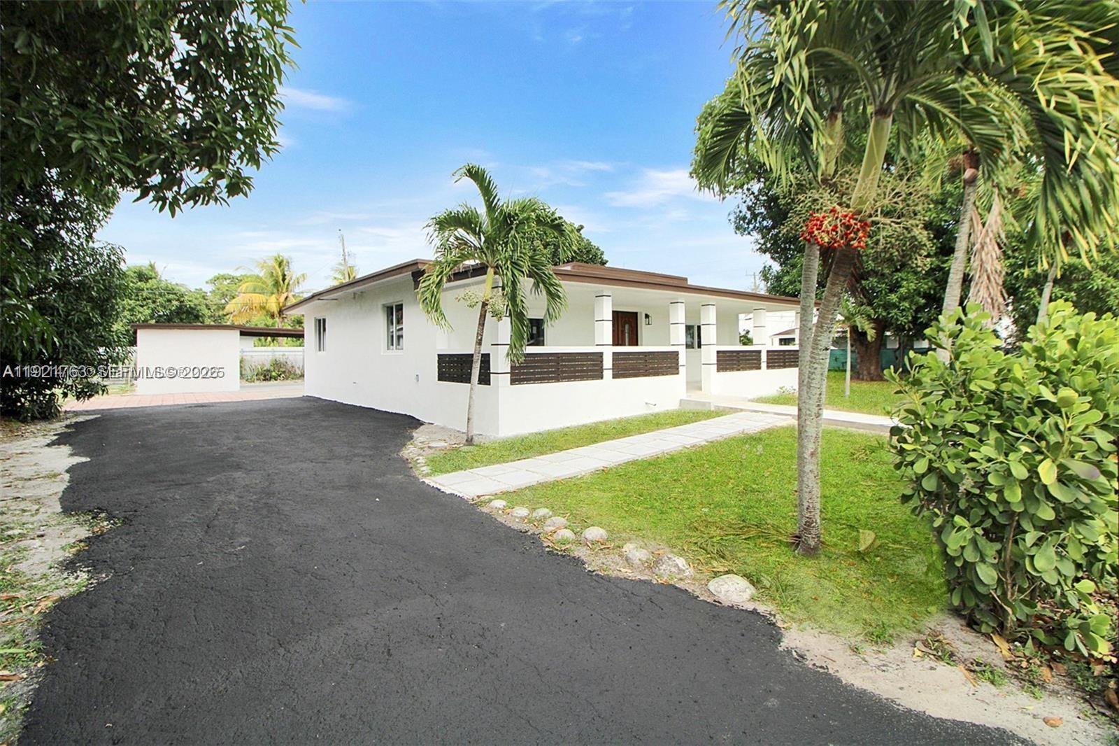 745 NW 140th St, Miami FL 33168