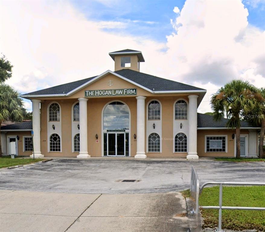 11035 SPRING HILL DRIVE