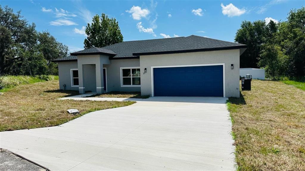 11 SPRUCE LANE