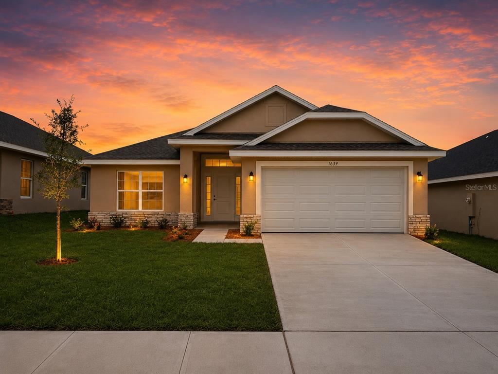 1639 ANN ROSE WAY