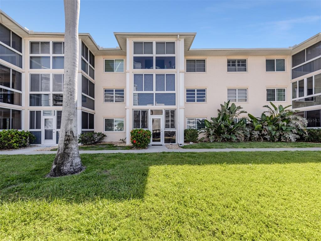 200 THE ESPLANADE N UNIT A16, VENICE, FL — photo 3 of 30