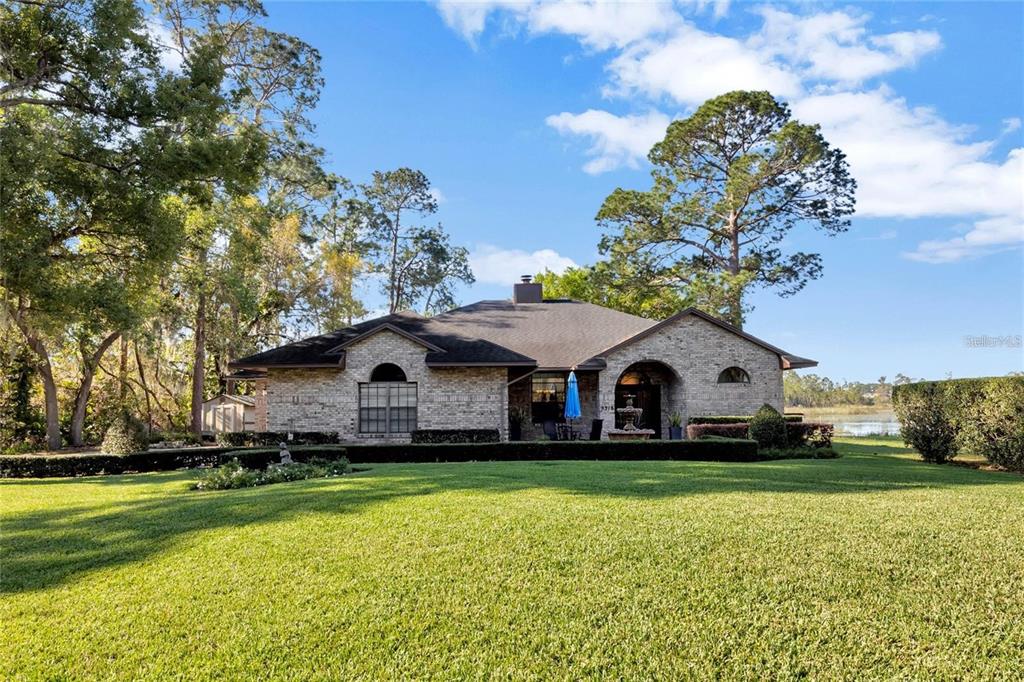 9318 LAKE HICKORY NUT DRIVE