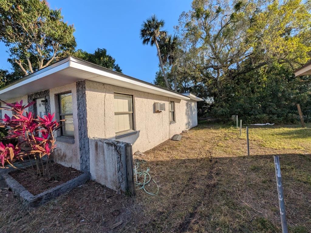 545 EASY STREET