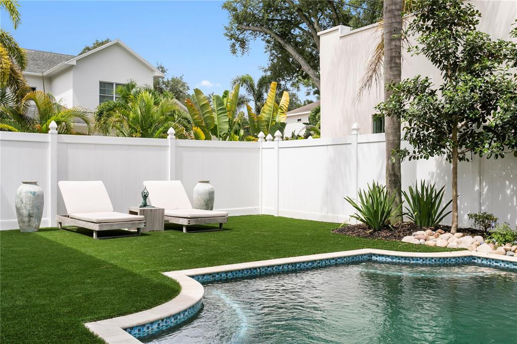 2523 W SUNSET DRIVE, TAMPA, FL — photo 4 of 30