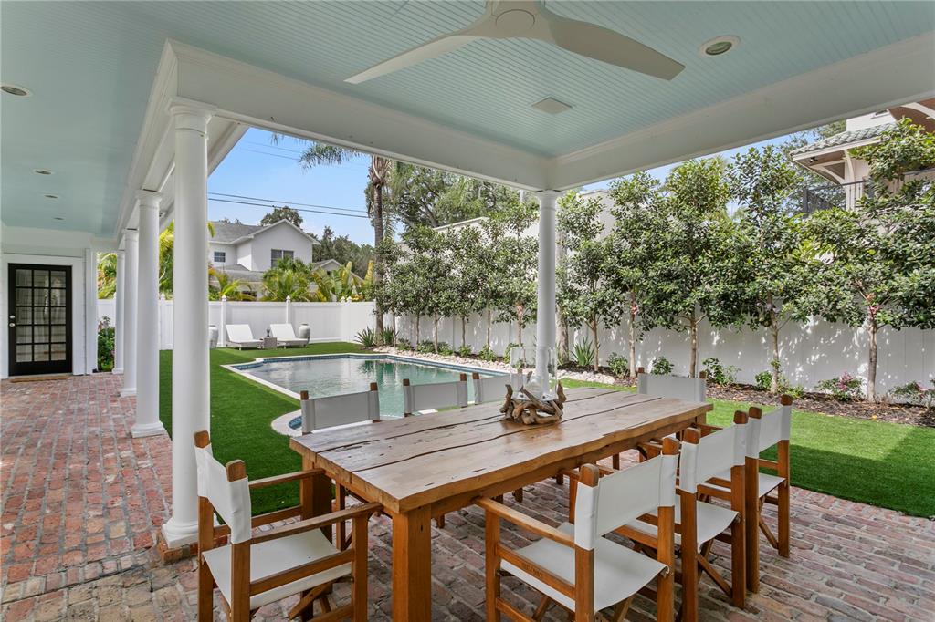 2523 W SUNSET DRIVE, TAMPA, FL — photo 5 of 30
