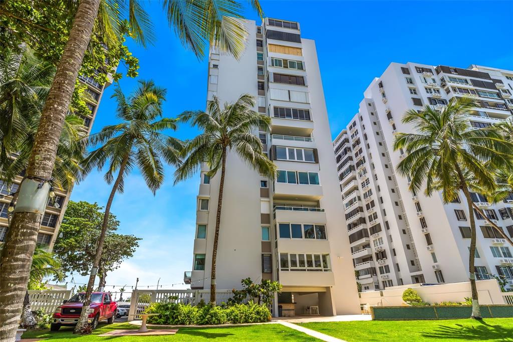 4429 Cond Park Plaza ISLA VERDE AVE UNIT 201
