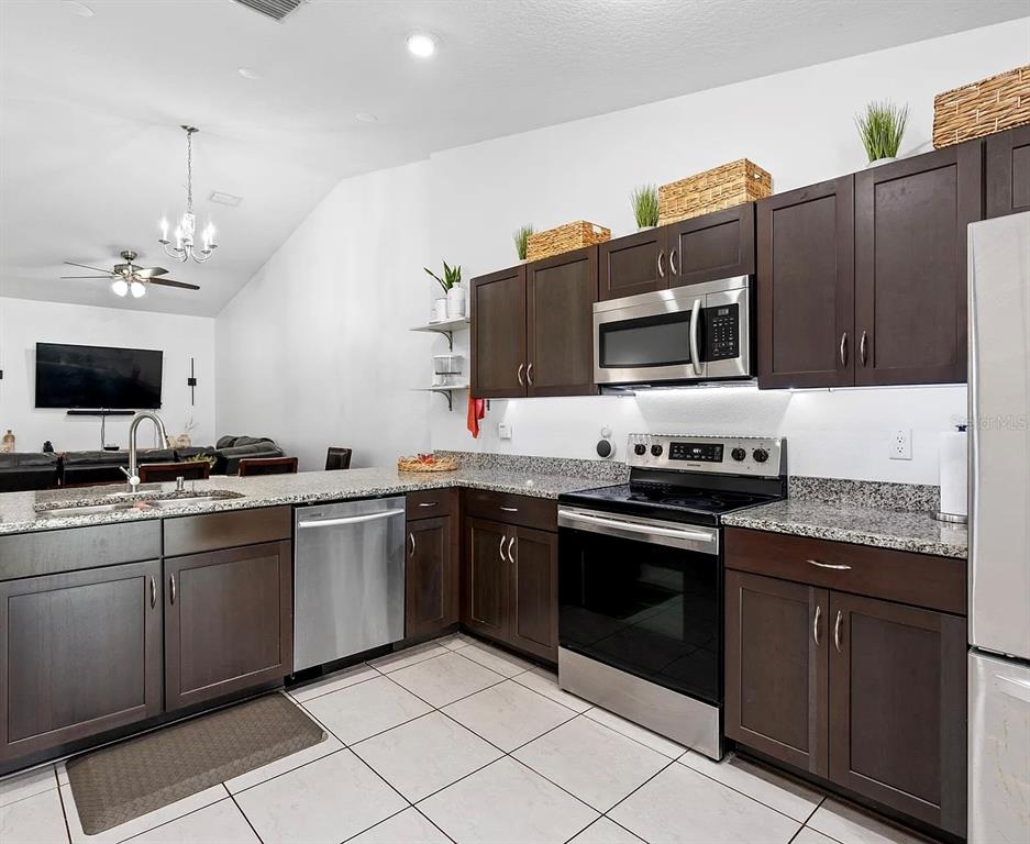 84 BUTTONWORTH DRIVE, PALM COAST, FL — photo 5 of 17