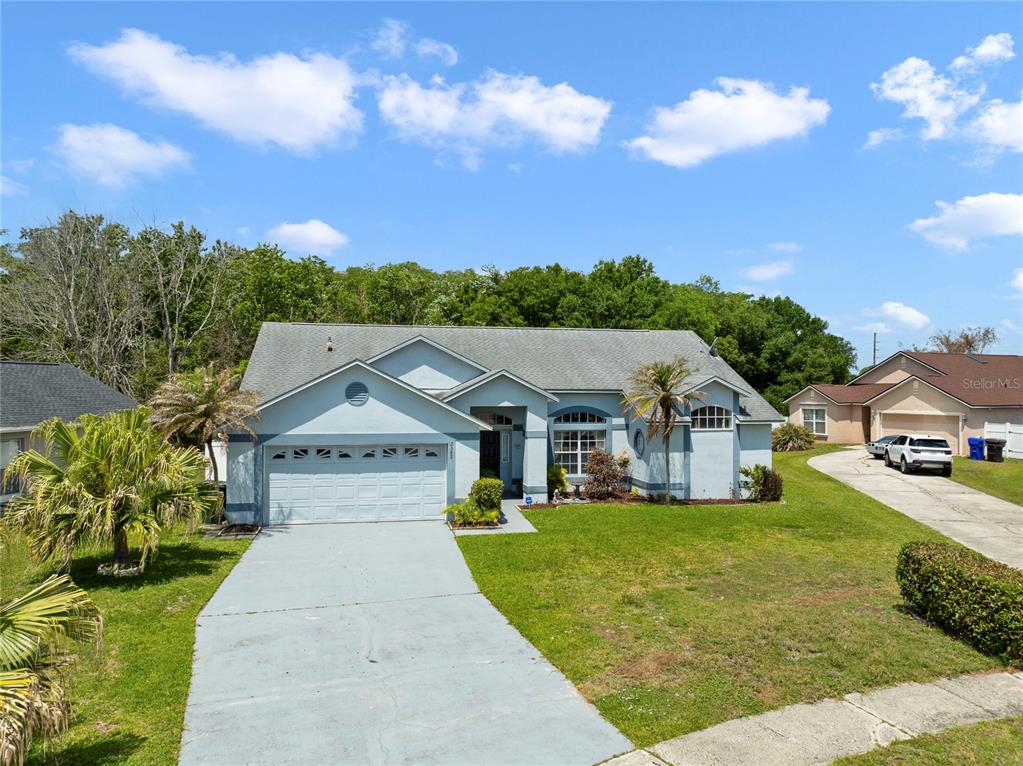 2382 QUEENSWOOD CIRCLE