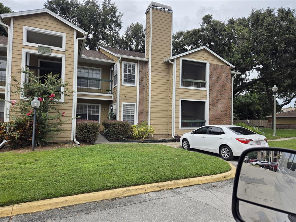 5587 DEVONBRIAR WAY UNIT J107