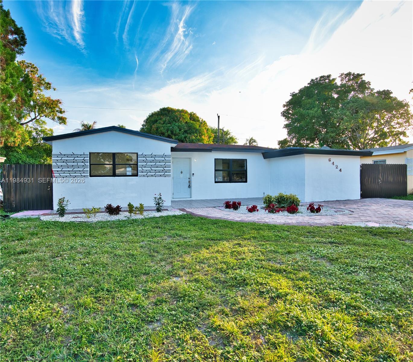6424 SW 20th St, Miramar FL 33023