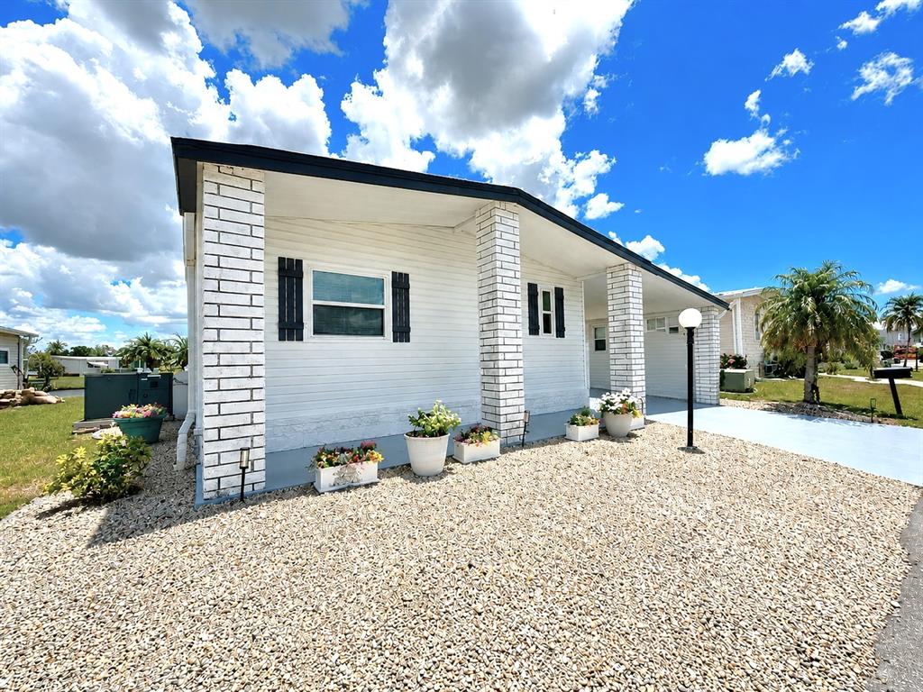 216 MARTINIQUE ROAD