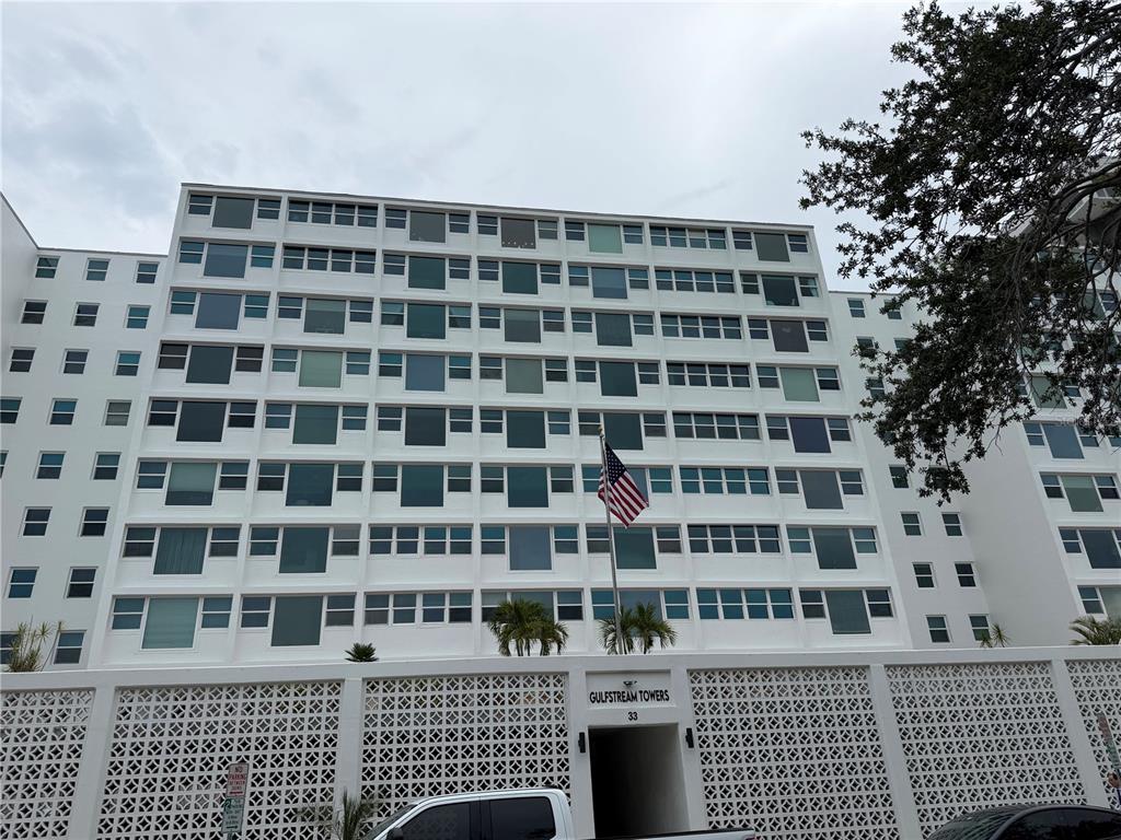 33 S GULFSTREAM AVENUE UNIT 1001