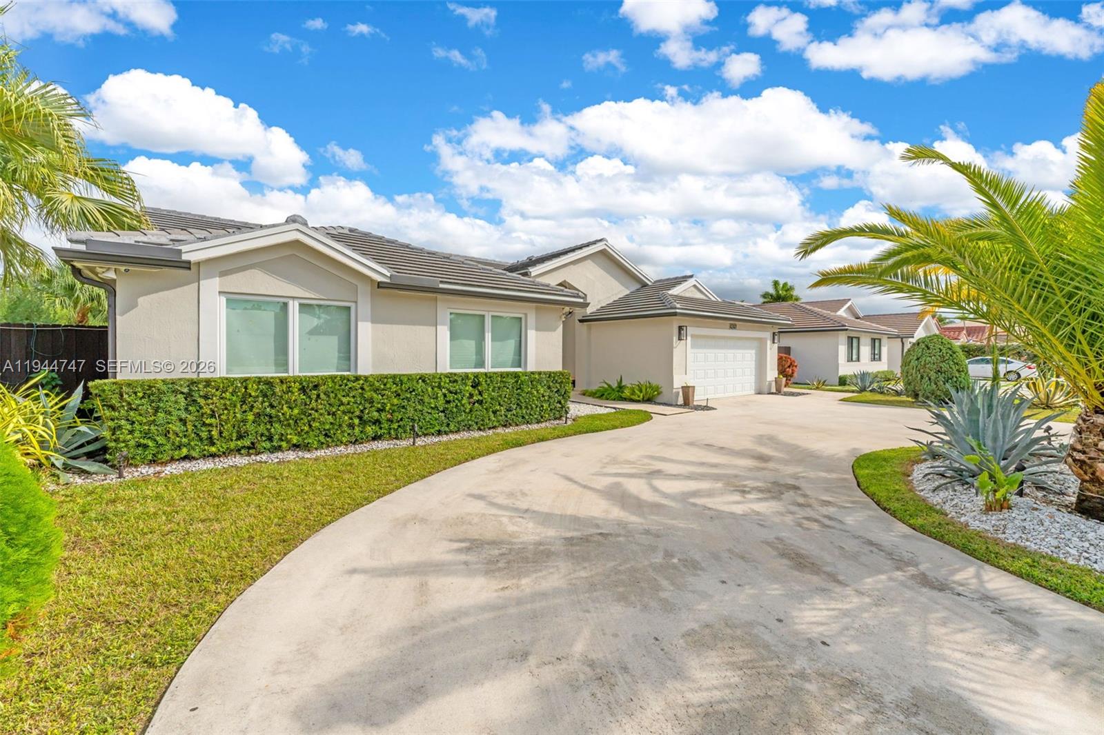 4241 SW 154th Pl, Miami FL 33185