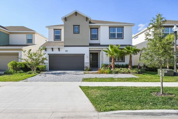 4497 MONADO DRIVE
