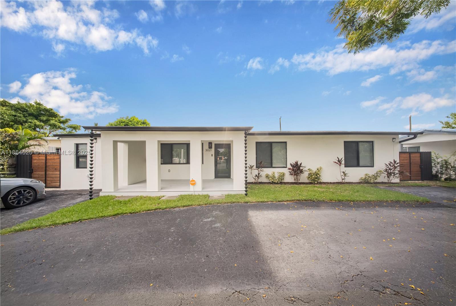 3021 SW 97th Ave, Miami FL 33165