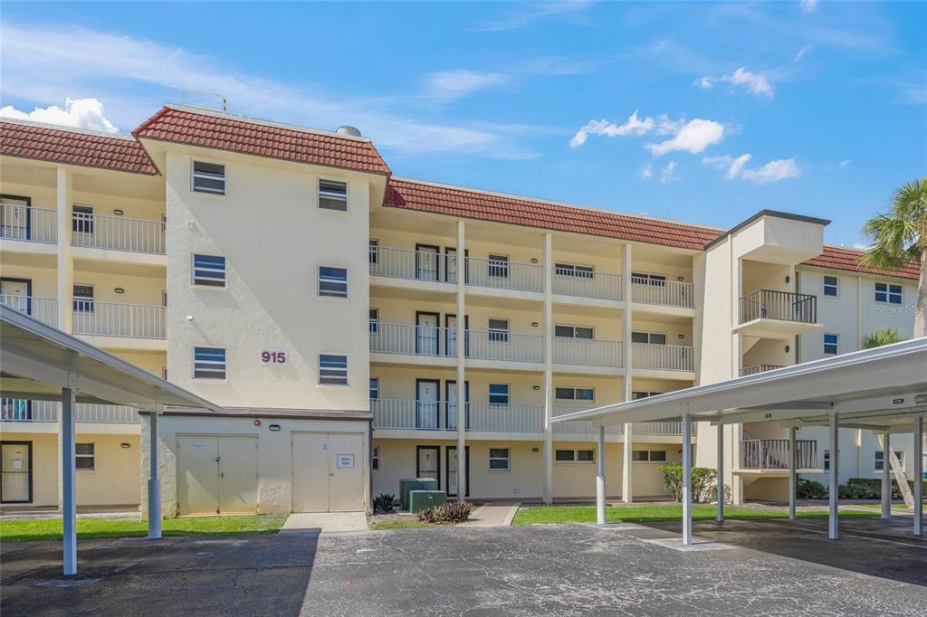 915 BEACH ROAD UNIT 215