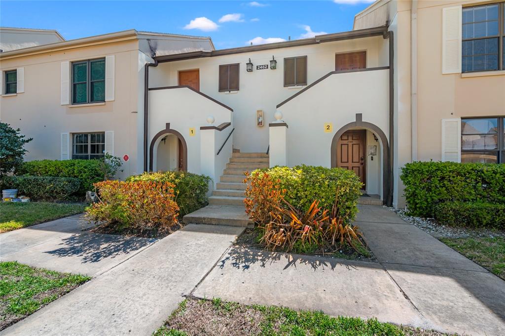 2462 KINGFISHER LANE UNIT J203