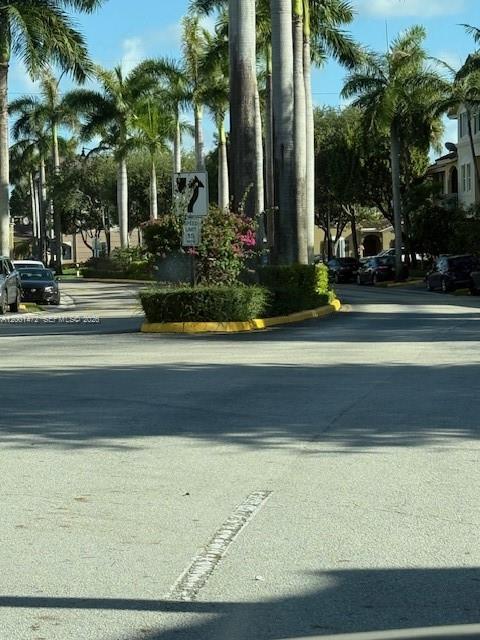 main road — MIAMI, FL