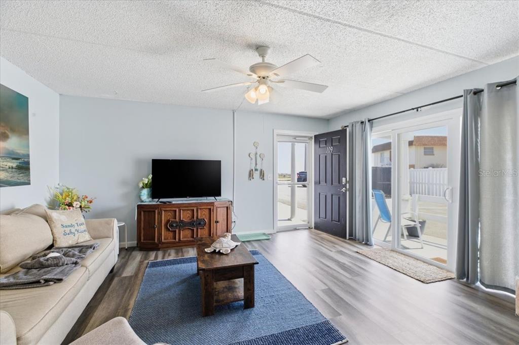 1926 OCEAN SHORE BOULEVARD UNIT 109, ORMOND BEACH, FL — photo 4 of 11