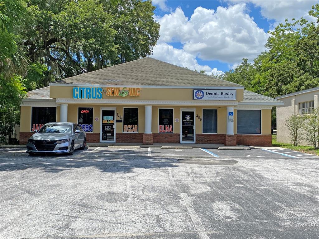 206 S US HIGHWAY 27/441