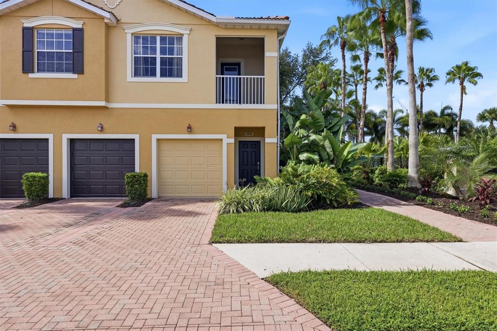 8098 MOONSTONE DRIVE UNIT 17-203