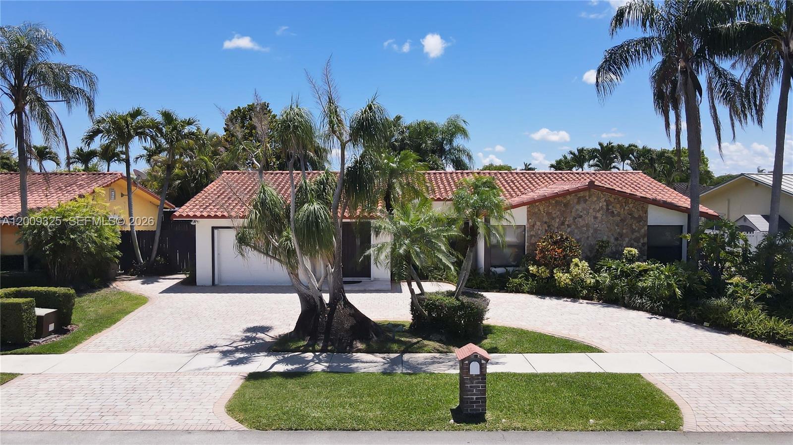 13300 SW 21st St, Miami FL 33175