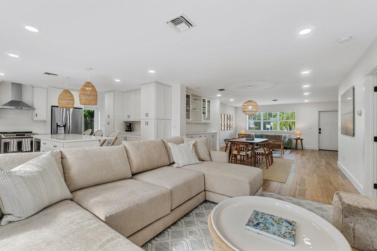 300 Lytle Street, West Palm Beach FL 33405