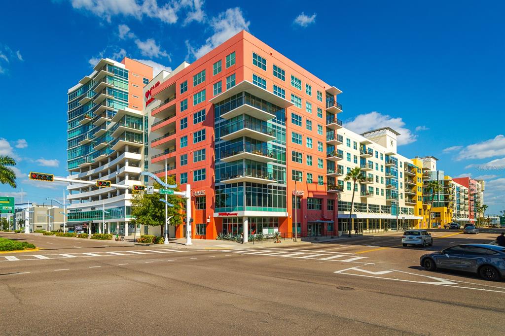 1120 E KENNEDY BOULEVARD UNIT 619