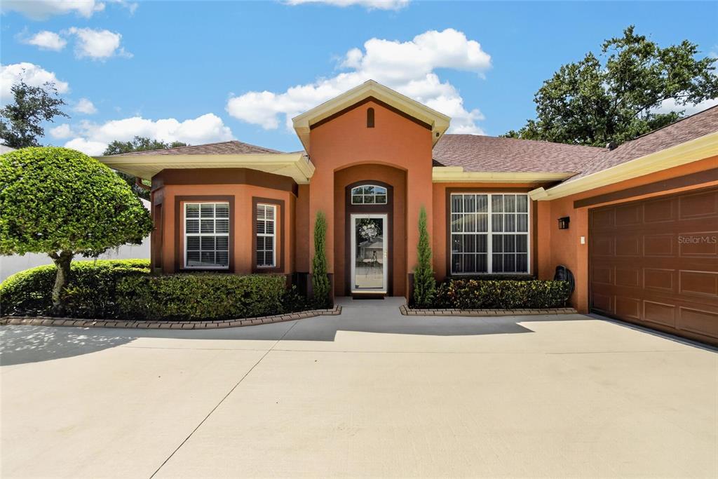2803 BROOKE PINES COURT