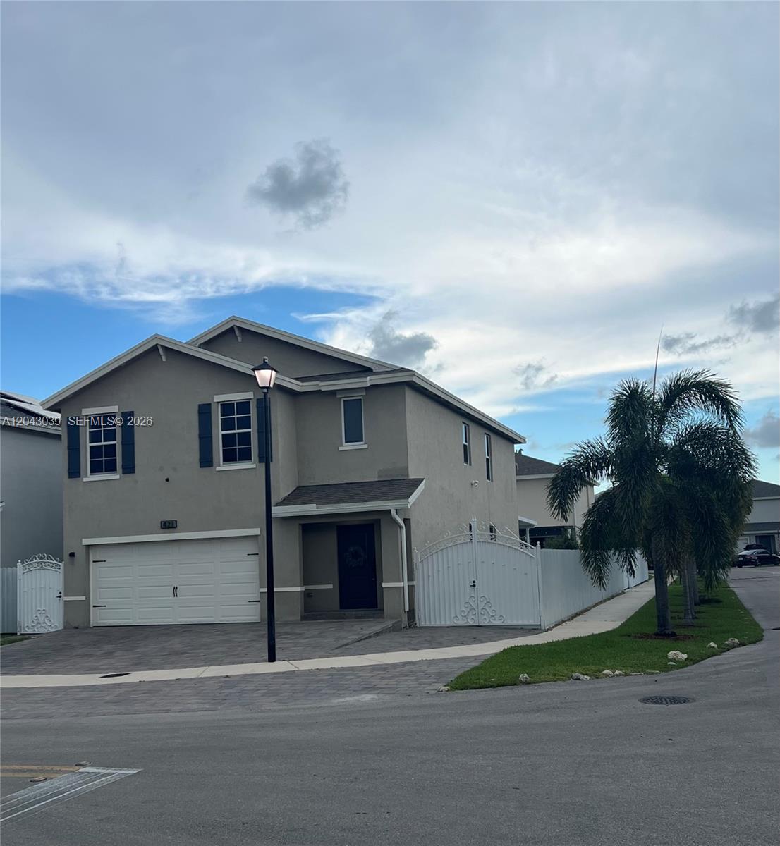 421 NE 6th Ct, Florida City FL 33034