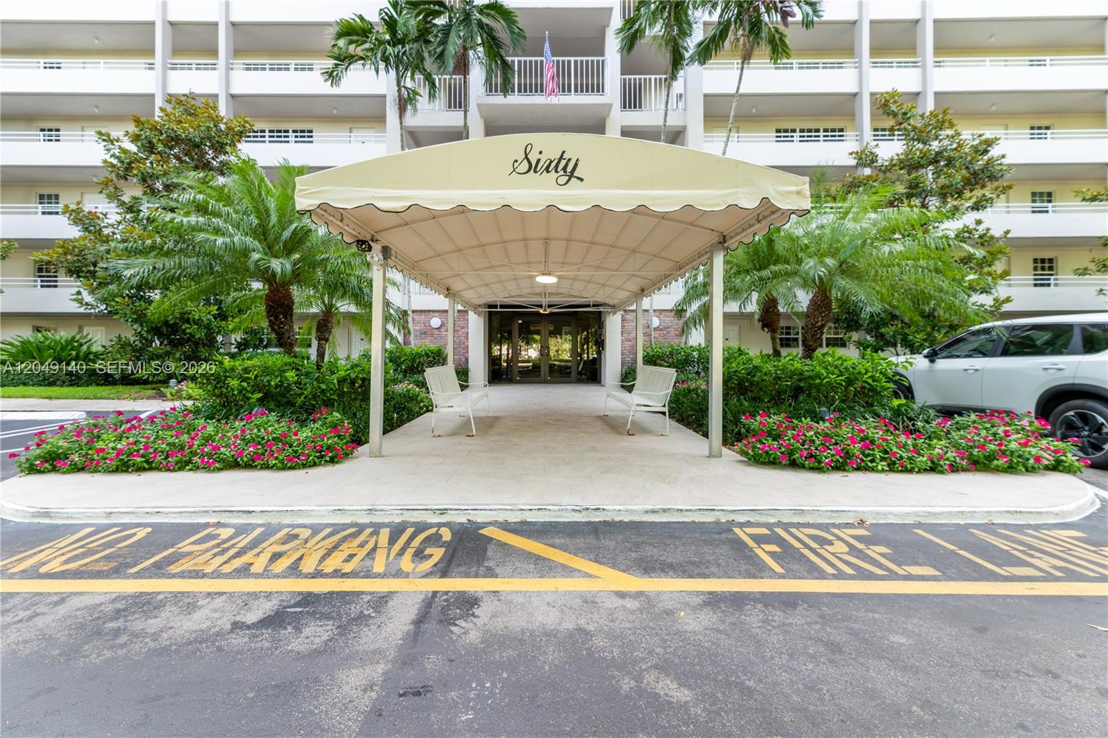 605 Oaks Dr # 607, Pompano Beach FL 33069
