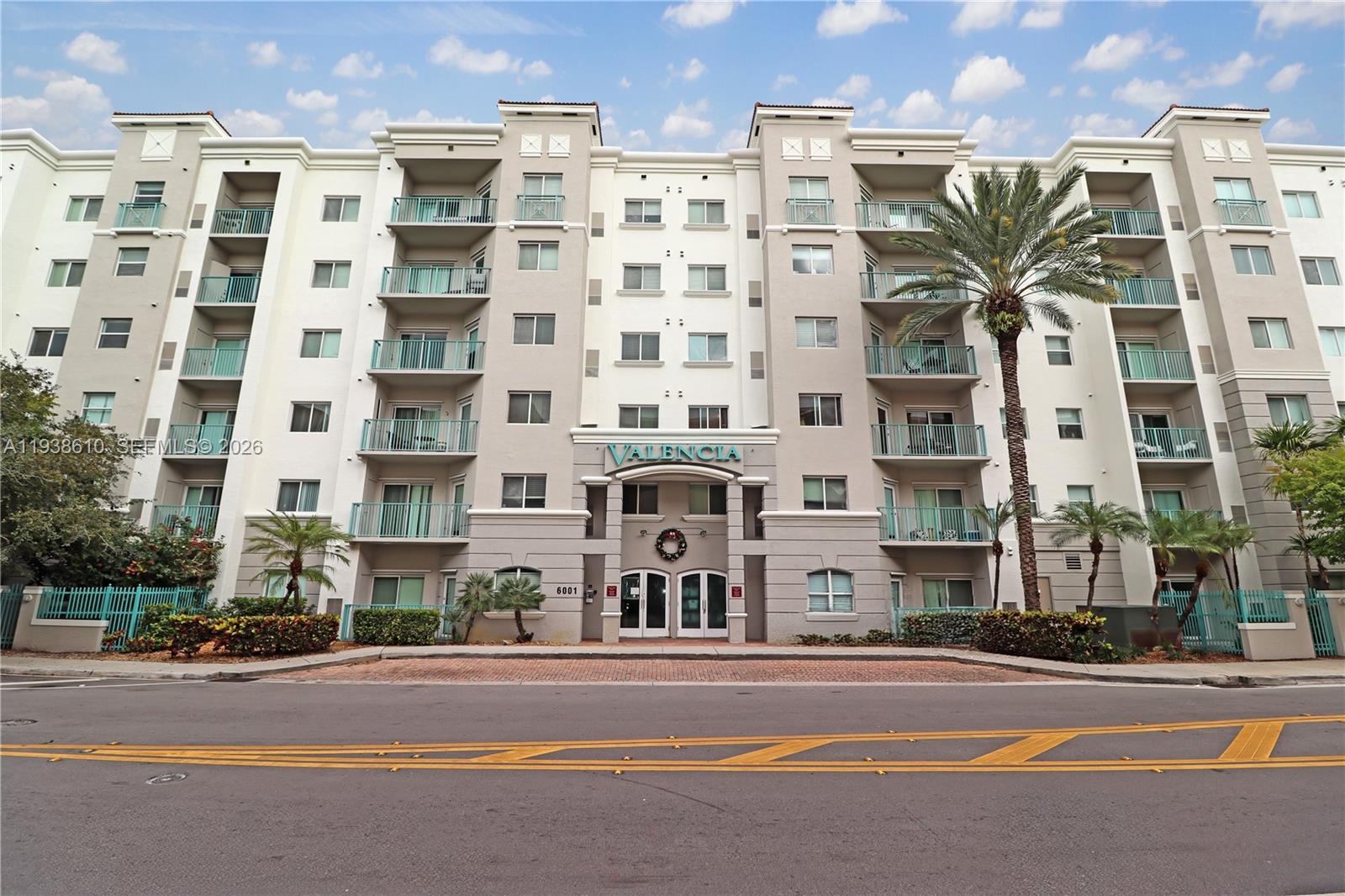 6001 SW 70th St # 249, South Miami FL 33143