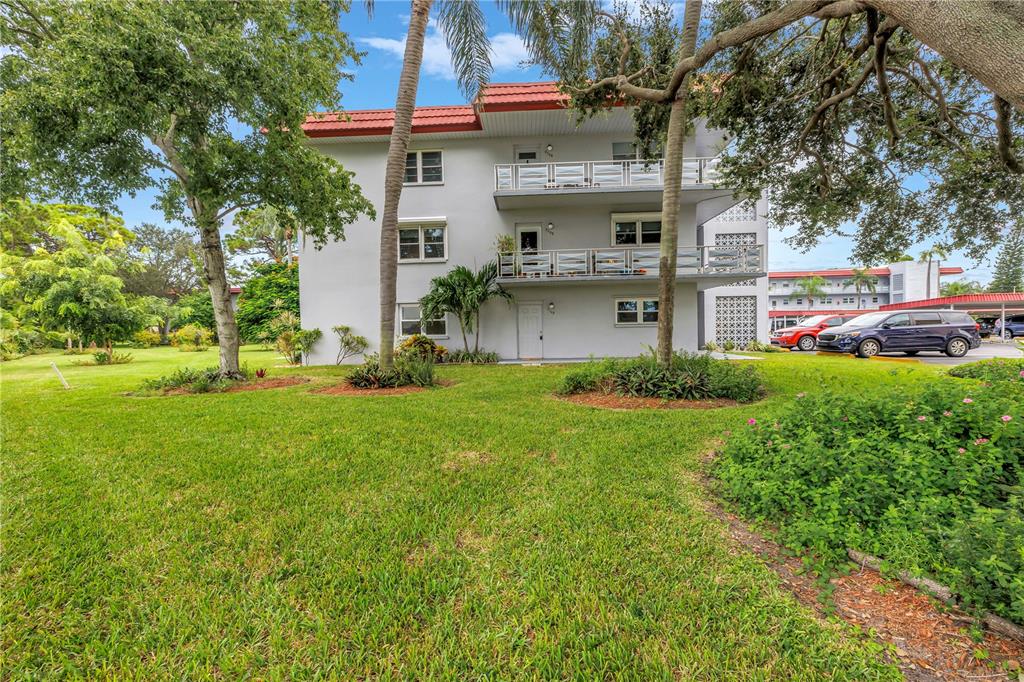 5660 80TH STREET N UNIT D108