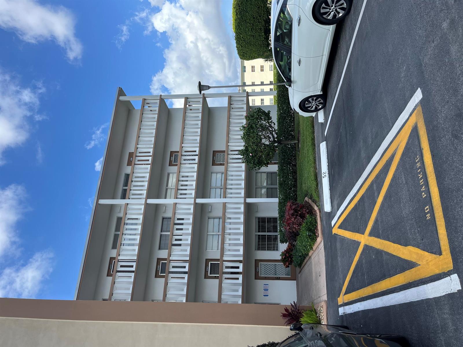 3081 Cornwall E, Boca Raton FL 33434