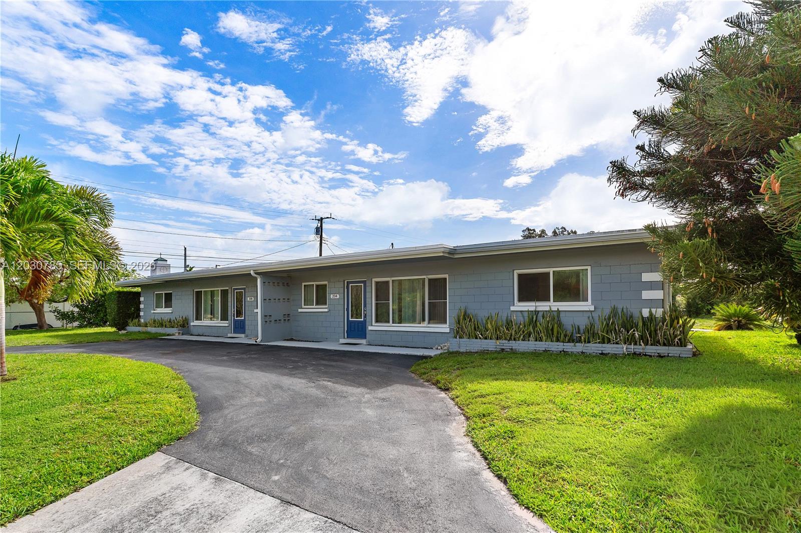 204 NW 1st St, Boynton Beach FL 33435