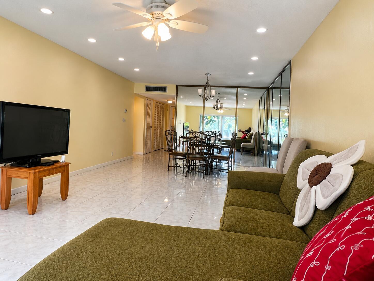 6101 N Falls Cir Drive # 310, Lauderhill FL 33319