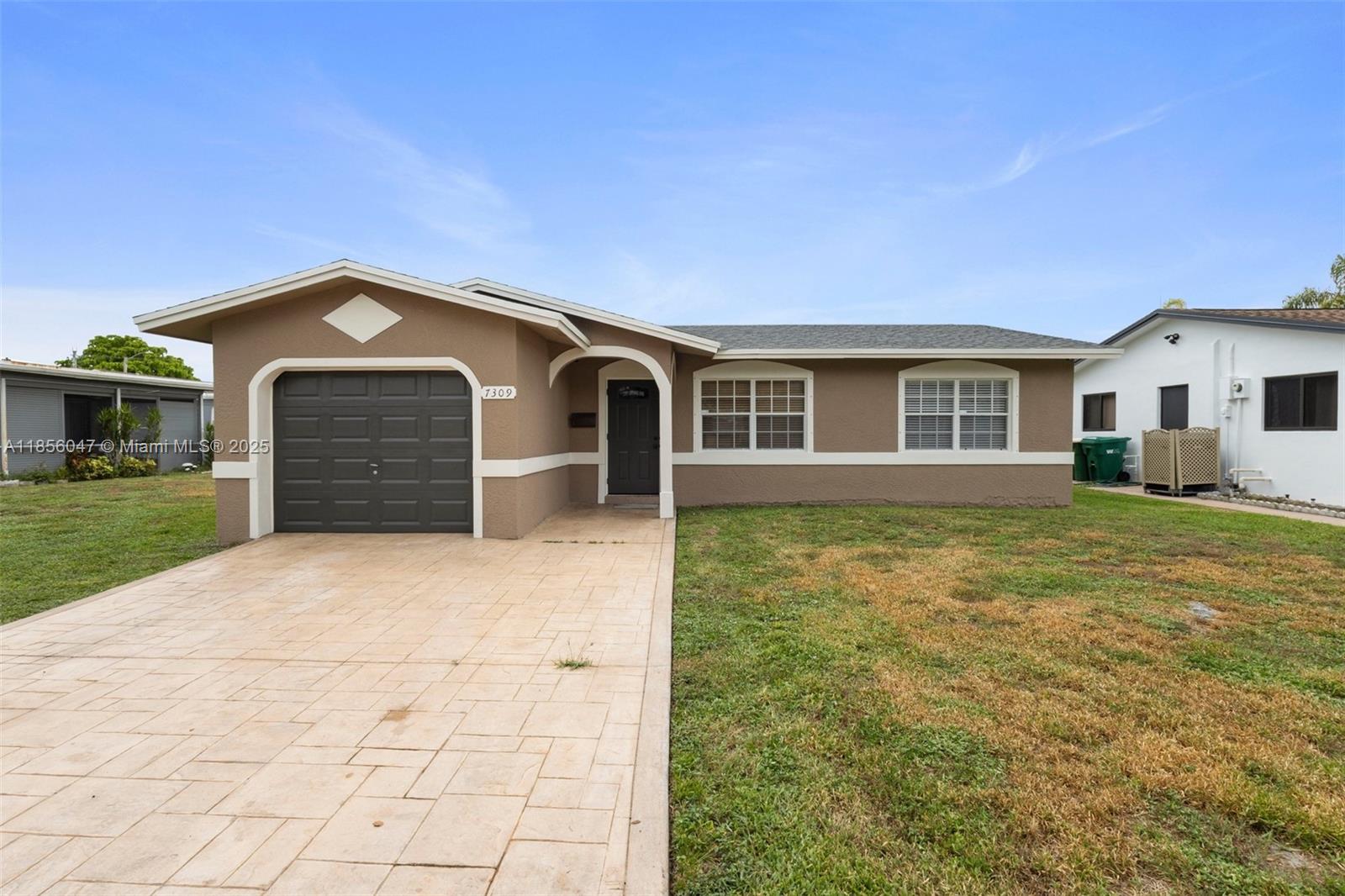 7309 NW 60th St, Tamarac FL 33321